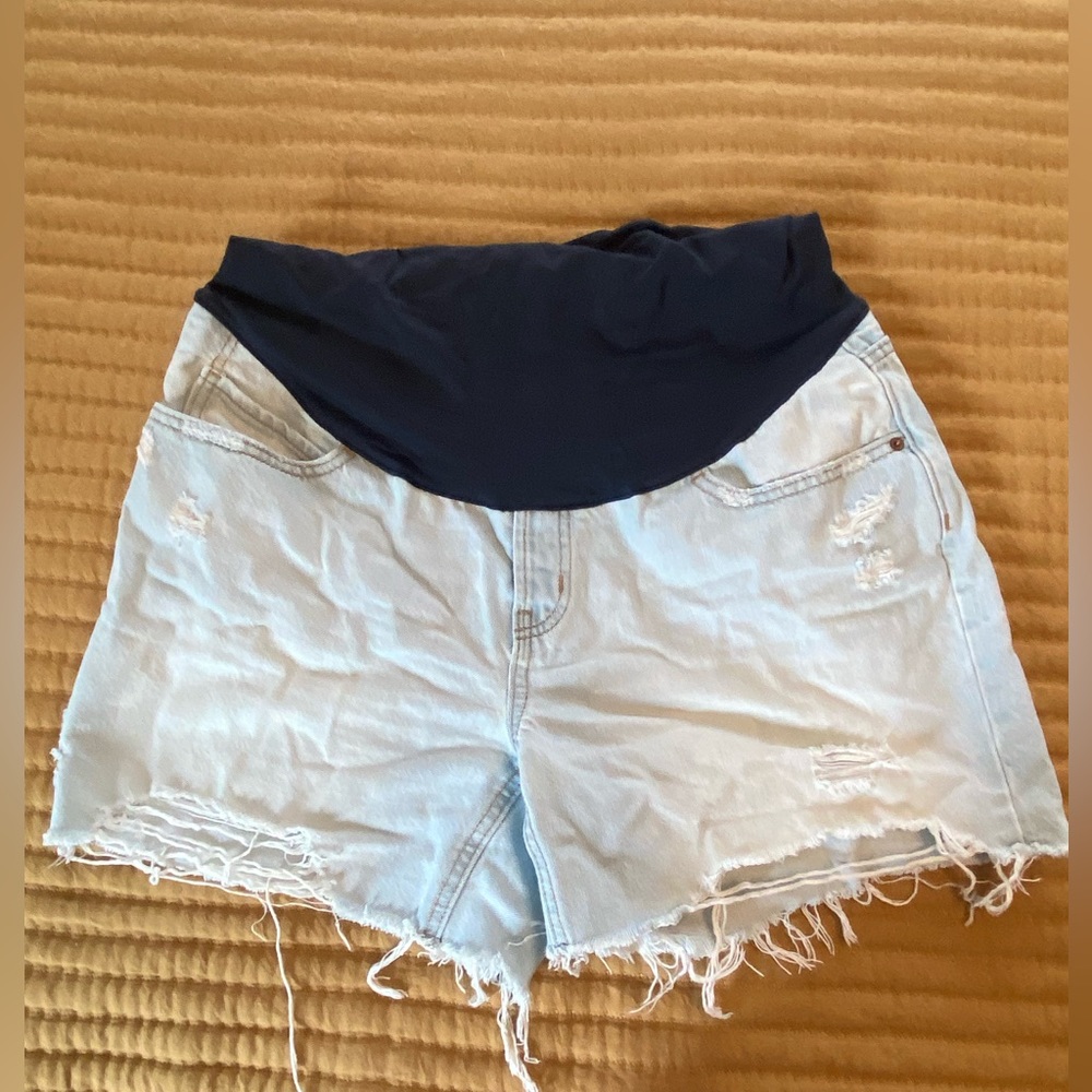 Old Navy Slouchy Straight Maternity Shorts - light blue